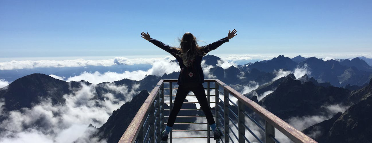 Navigating Small Business Success: Factors for Entrepreneurs to Consider